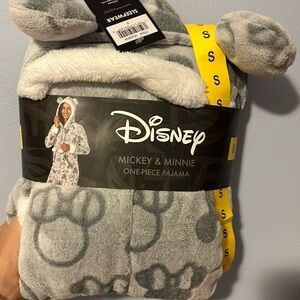 NWT Disney Mickey and Minnie one piece pajama. Women’s size S.
